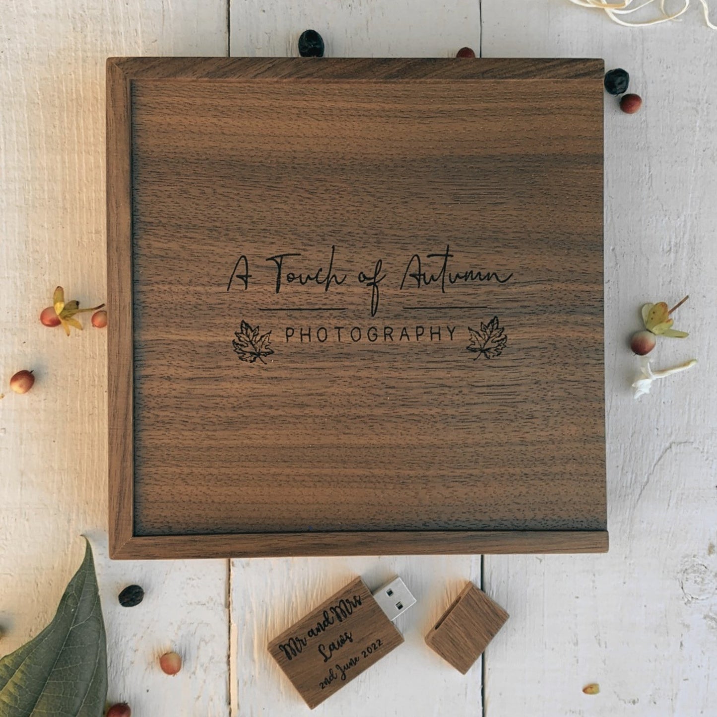 Personalised 6x4 Photo Album Wooden Box With Block USB 4GB-64GB - Etchoo