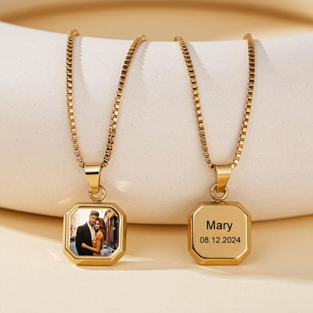 Heat-Activated Photo Necklace